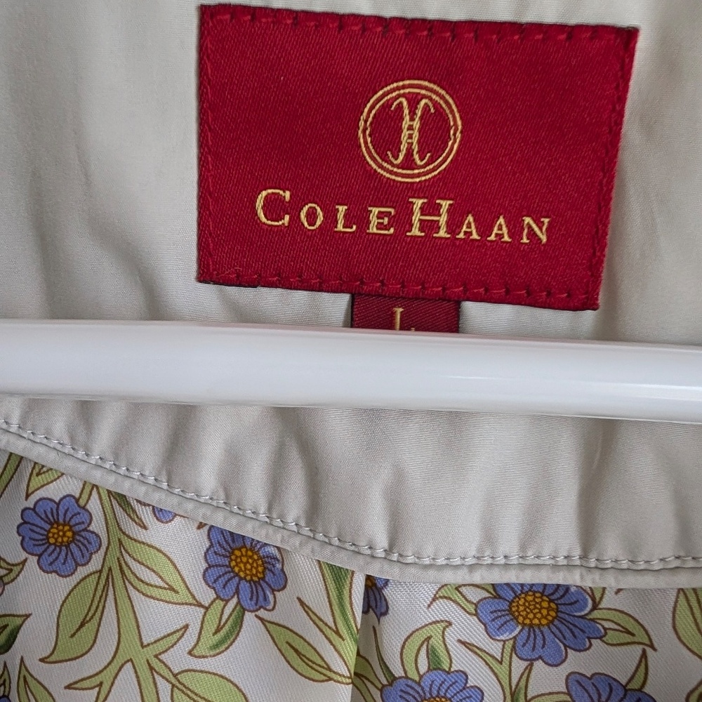 Cole Haan Lined Hooded Packable Rain Jacket - Picture 3 of 4